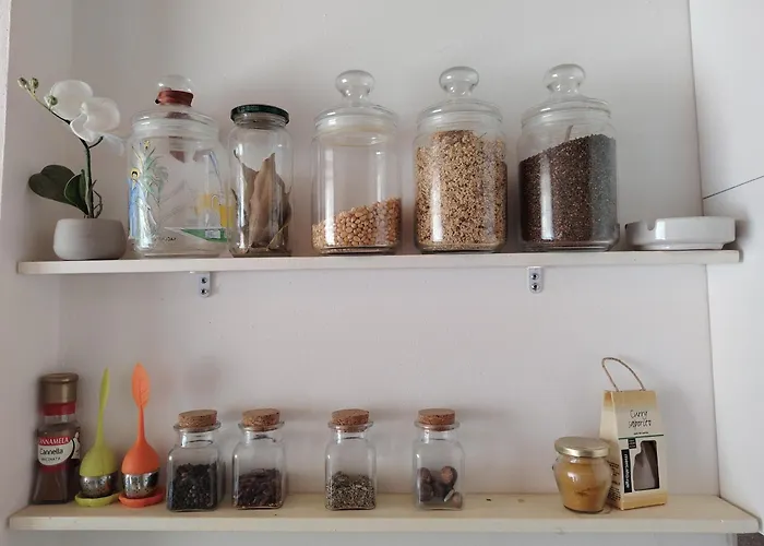 Alloggio per agriturismo Sorelle Biologiche *