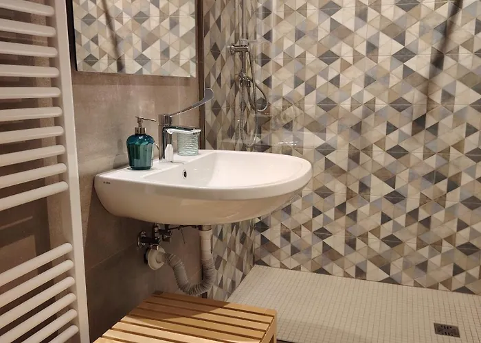 Sorelle Biologiche Alloggio per agriturismo *